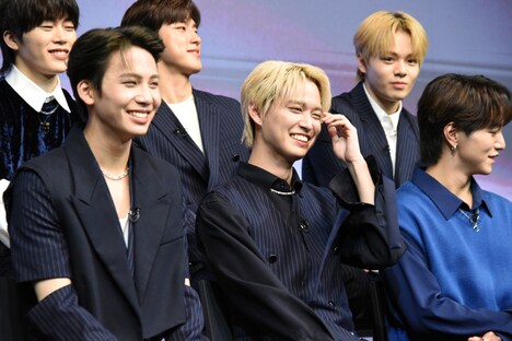 JO1取材会の様子。