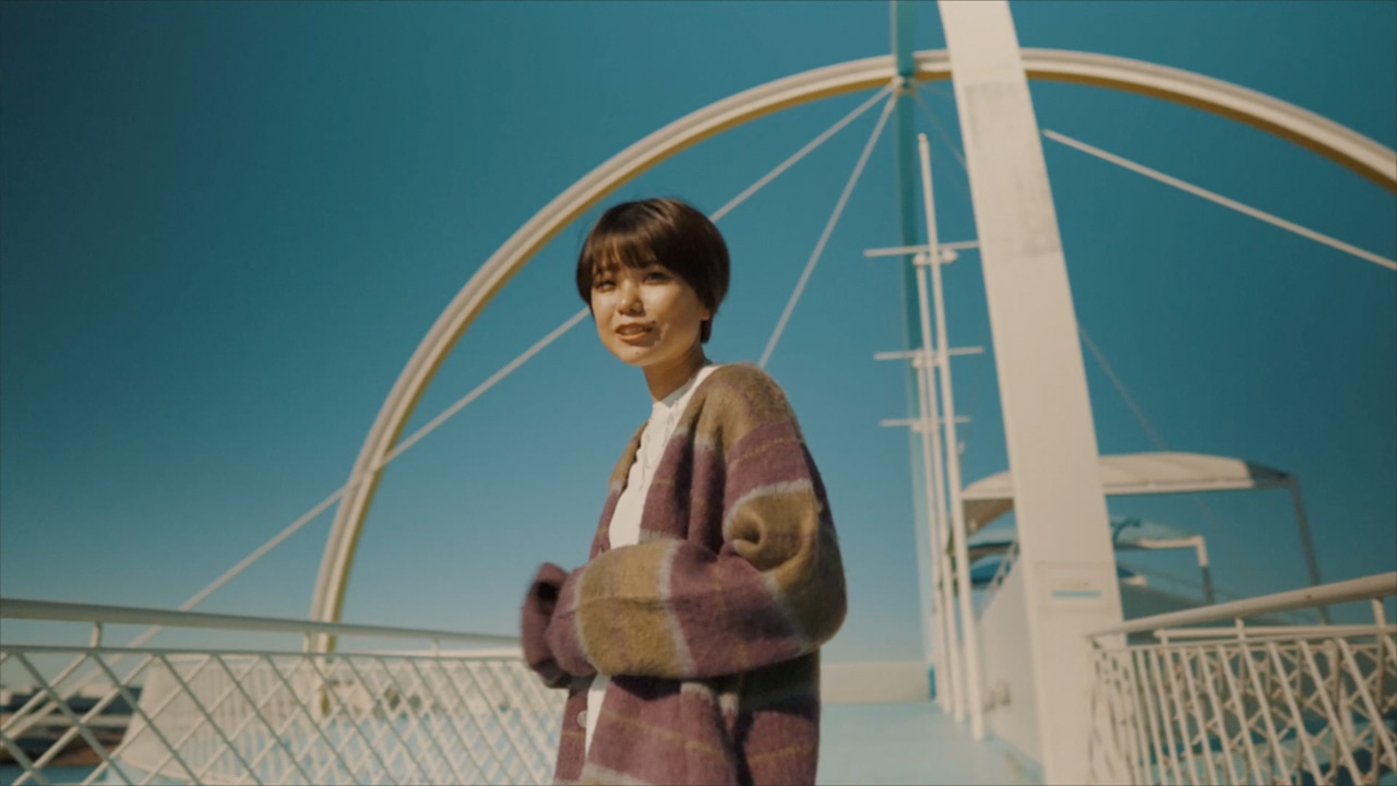 松本千夏「ふがいない」ミュージックビデオのワンシーン。