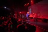 Moment Joonと鎮座DOPENESS。