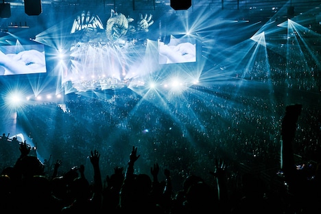 「MAN WITH A MISSION Presents『Merry-Go-Round Tour 2021』」ファイナル公演の様子。