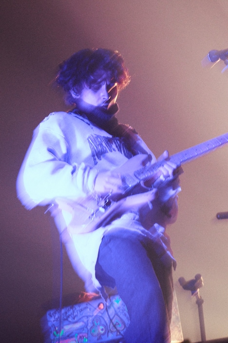 常田大希（Vo, G）（Photo by Tomoyuki Kawakami）