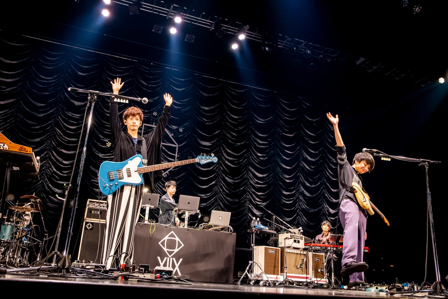 XIIX（Photo by Viola Kam［V'z Twinkle］）