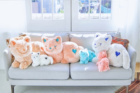 「リイシューねこちゃん Grande」と「リイシューねこちゃん」。