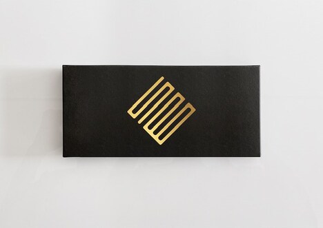 THE SPELLBOUND「THE SPELLBOUND」スペシャルBOXセットのパッケージ。