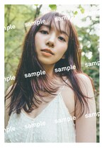 新内眞衣「夜が明けたら」特典ポストカード（撮影：東京祐）