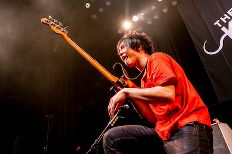 田淵智也(B)(Photo by Viola Kam / V'z Twinkle)