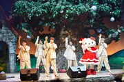 CUBERS「CUBERS Xmas Special Live 2021 in サンリオピューロランド」の様子。(撮影:上溝恭香)