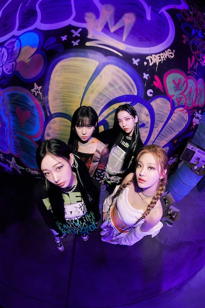 aespa（SM TOWN Twitter @SMTOWNGLOBALより）