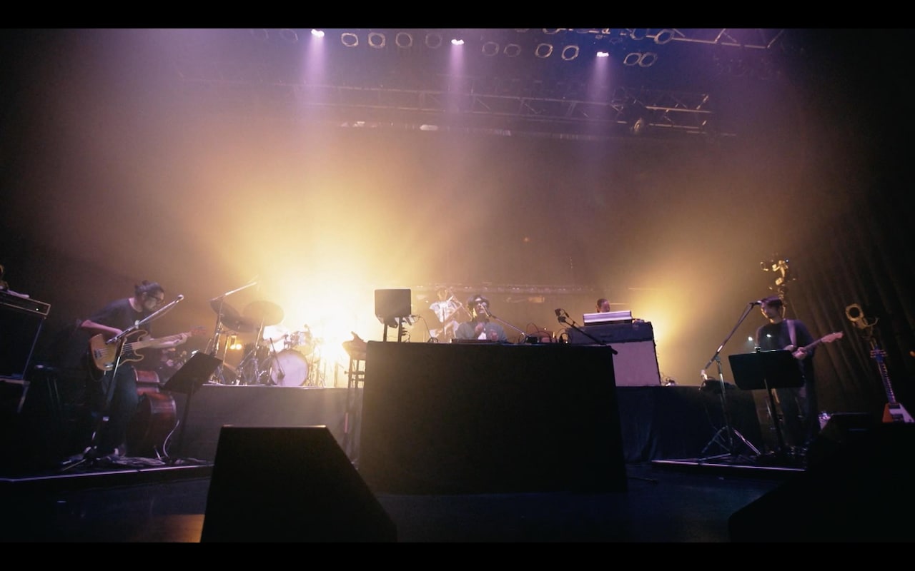 STUTS「90 Degrees」より。