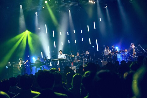 「KIRINJI TOUR 2021」12月16日公演の様子。（撮影：後藤壮太郎）