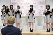 嶋佐和也記者の無茶振り取材に挑む瀧脇笙古、音嶋莉沙、野口衣織、大場花菜。