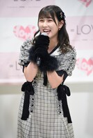 「プロデューサーの指原さんに何か言いたいことがあれば言っちゃってください」という無茶振りに応える山本杏奈。