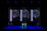 Perfume「Reframe Tour 2021」最終公演より。（撮影：上山陽介）