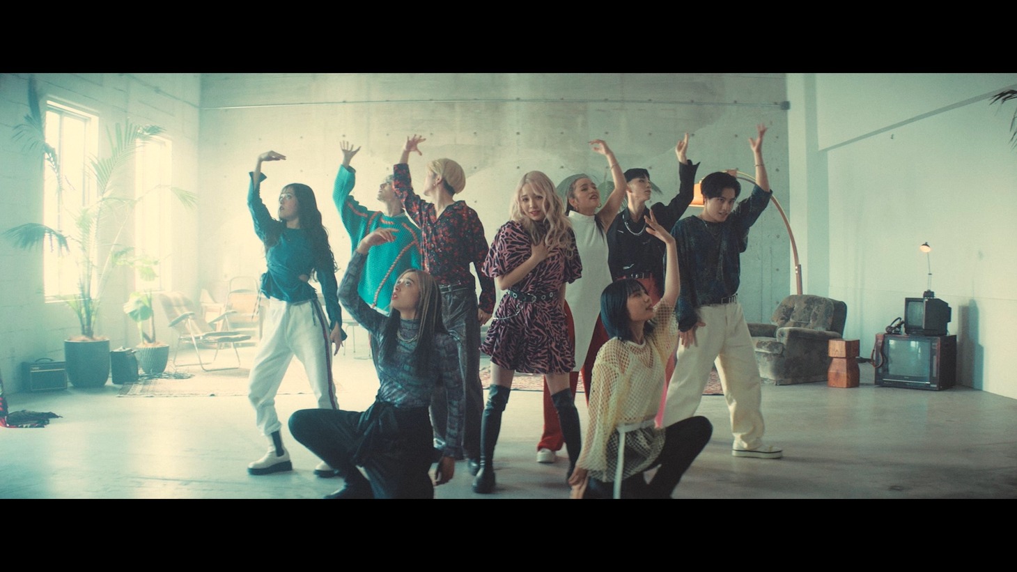 ZILLION「Timeless」ミュージックビデオより。