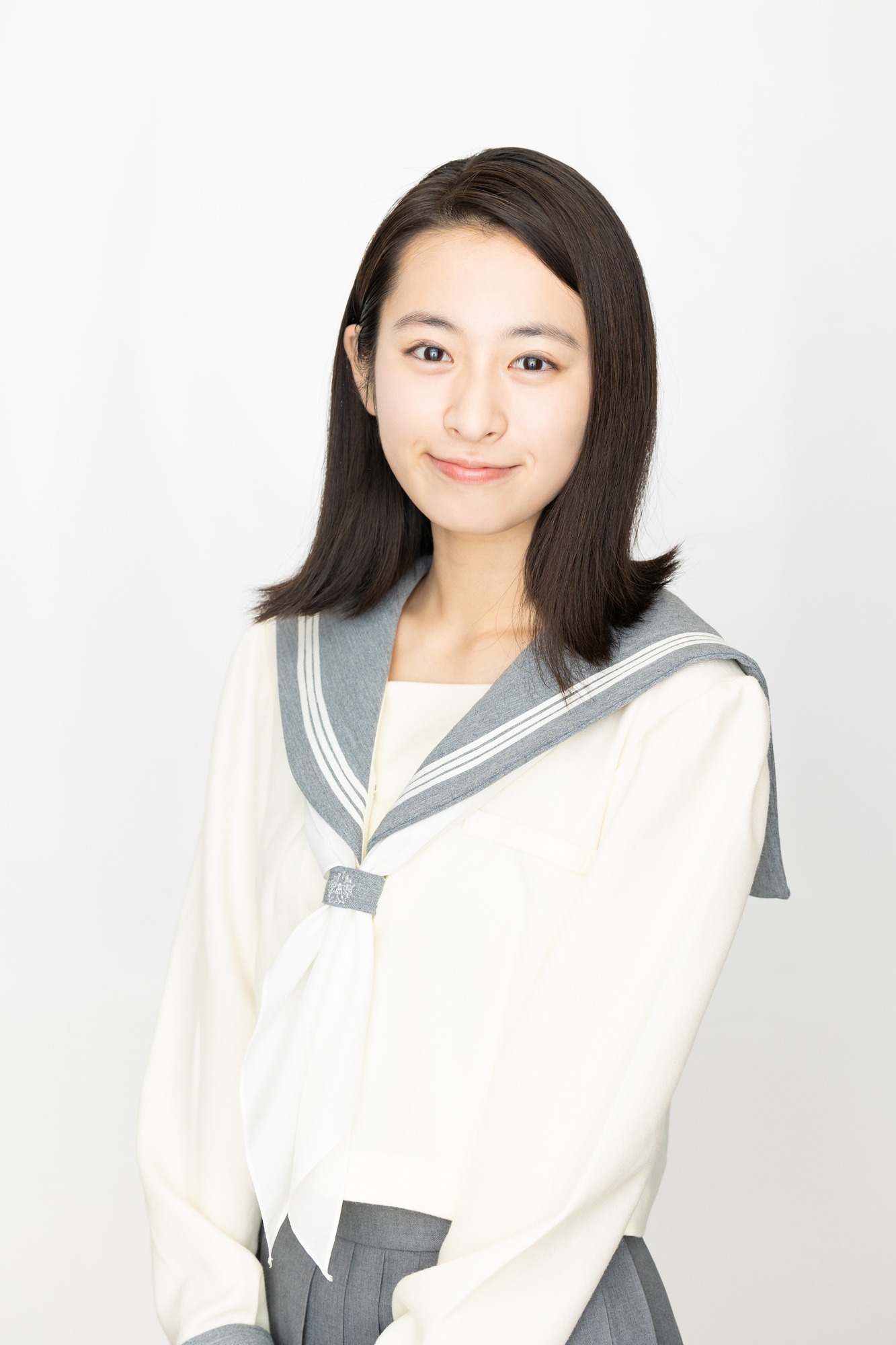 長谷川百々花 (c)テレビ朝日