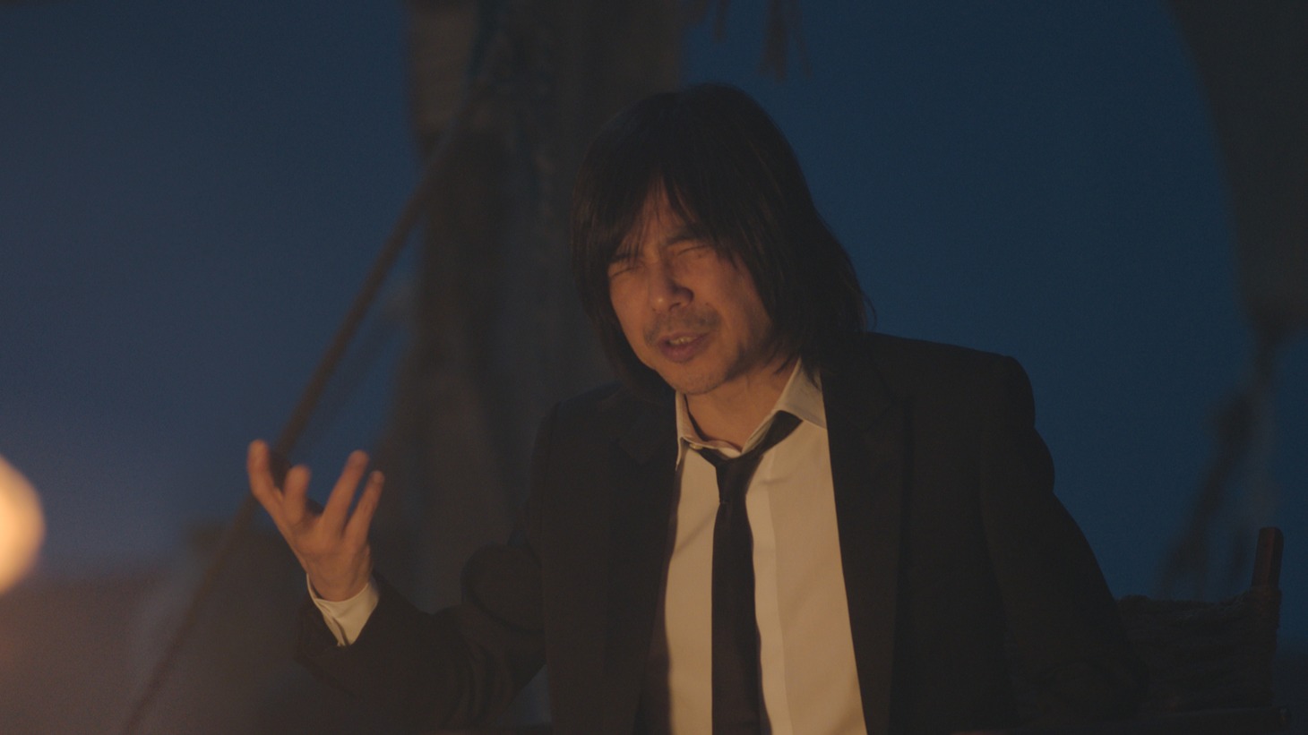 「大人エレベーター」第38弾のワンシーン。