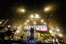 「UVERworld ARENA LIVE 2021 ～THE DAWN WILL BREAK～」神奈川・横浜アリーナ公演の様子。（撮影：森好弘）