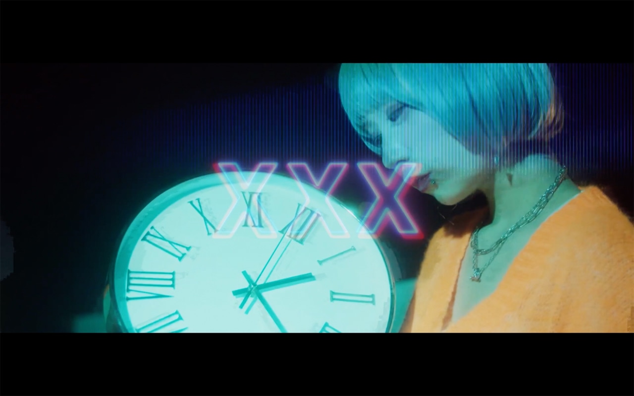 nonamera「NO NAME」MVのワンシーン。