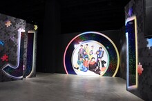 「JO1 EXHIBITION in Gallery AaMo」のエントランス。