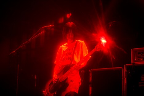 アユニ・D（B, Vo）（Photo by kenta sotobayashi）