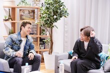 左からRIKU、Show-hey。