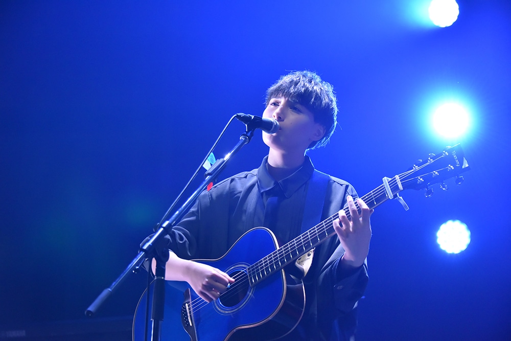 Emily（G, Vo）（撮影：鈴木恵）