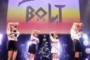 B.O.L.T「Luna FESTIVAL 2021 & BLINGBLING X'mas」の様子。（撮影：笹森健一）