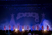 JO1「5THシングル『WANDERING』発売記念クリスマスショー」の様子。 (c)LAPONE ENTERTAINMENT