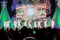 JO1「5THシングル『WANDERING』発売記念クリスマスショー」の様子。 (c)LAPONE ENTERTAINMENT