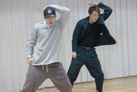 左からRIKU、陣。