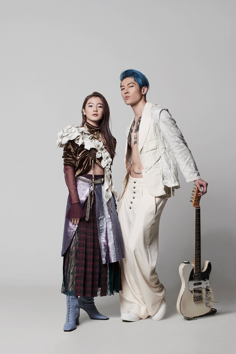 MeiMeiとMIYAVI。