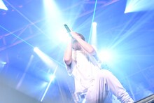 IKE（Vo）（Photo by Inokoshi Zenta）