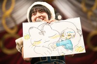 おばあちゃん猫をかわいく描いた岡田彩夢。
