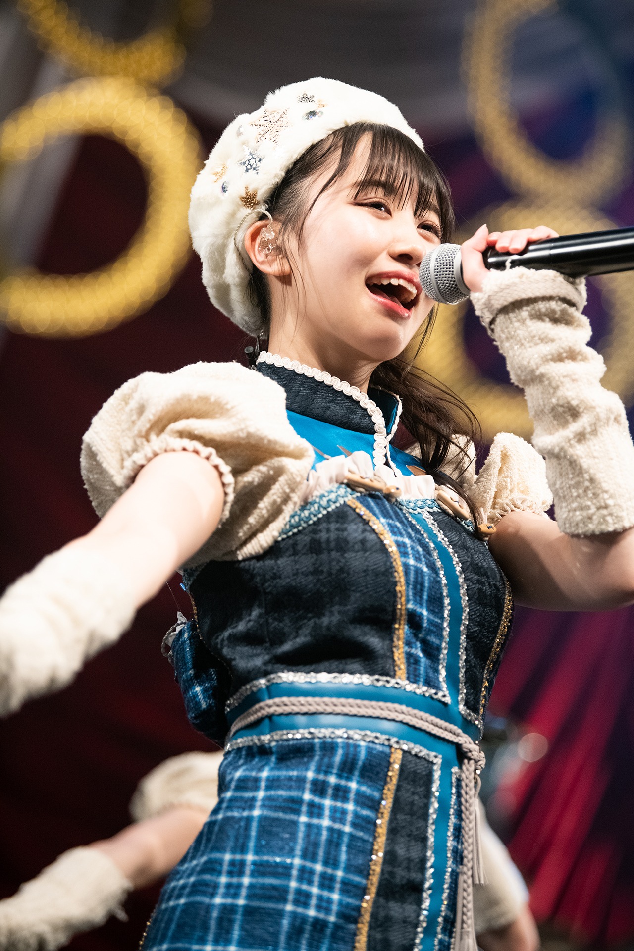中村朱里