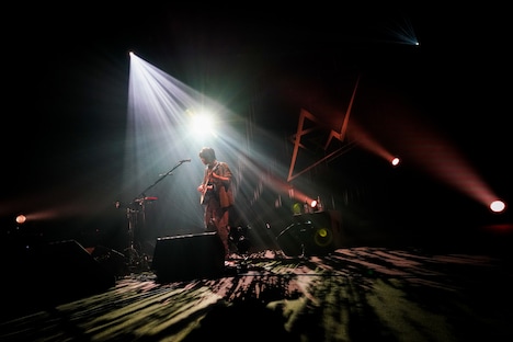 ReN「ReNBRANDT Tour」東京・LINE CUBE SHIBUYA（渋谷公会堂）公演の様子。（Photo by RUI HASHIMOTO ［SOUND SHOOTER］）