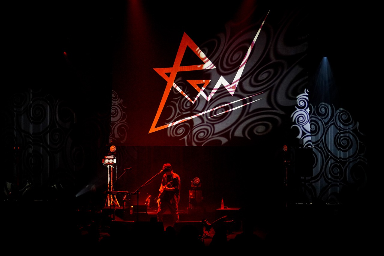 ReN「ReNBRANDT Tour」東京・LINE CUBE SHIBUYA（渋谷公会堂）公演の様子。（Photo by RUI HASHIMOTO ［SOUND SHOOTER］）