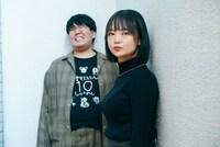 左から中野周平、イワクラ。