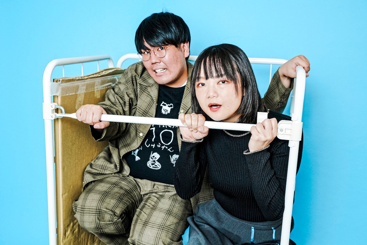 左から中野周平、イワクラ。