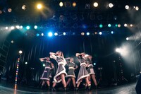 手羽先センセーション「手羽先クリスマス2021」の様子。