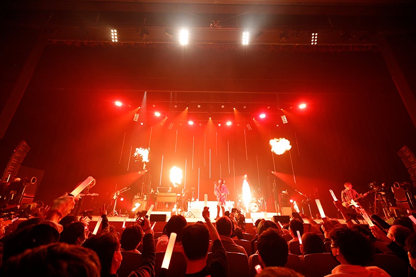 茅原実里「Minori Chihara the Last Live 2021 ～Re:Contact～」の様子。
