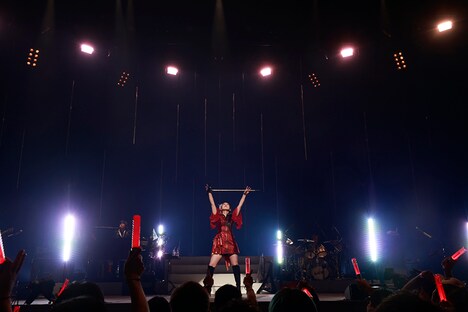 茅原実里「Minori Chihara the Last Live 2021 ～Re:Contact～」の様子。