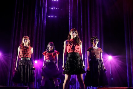 アメフラっシ「Christmas Live 2021」の様子。（撮影：塚田亮平）