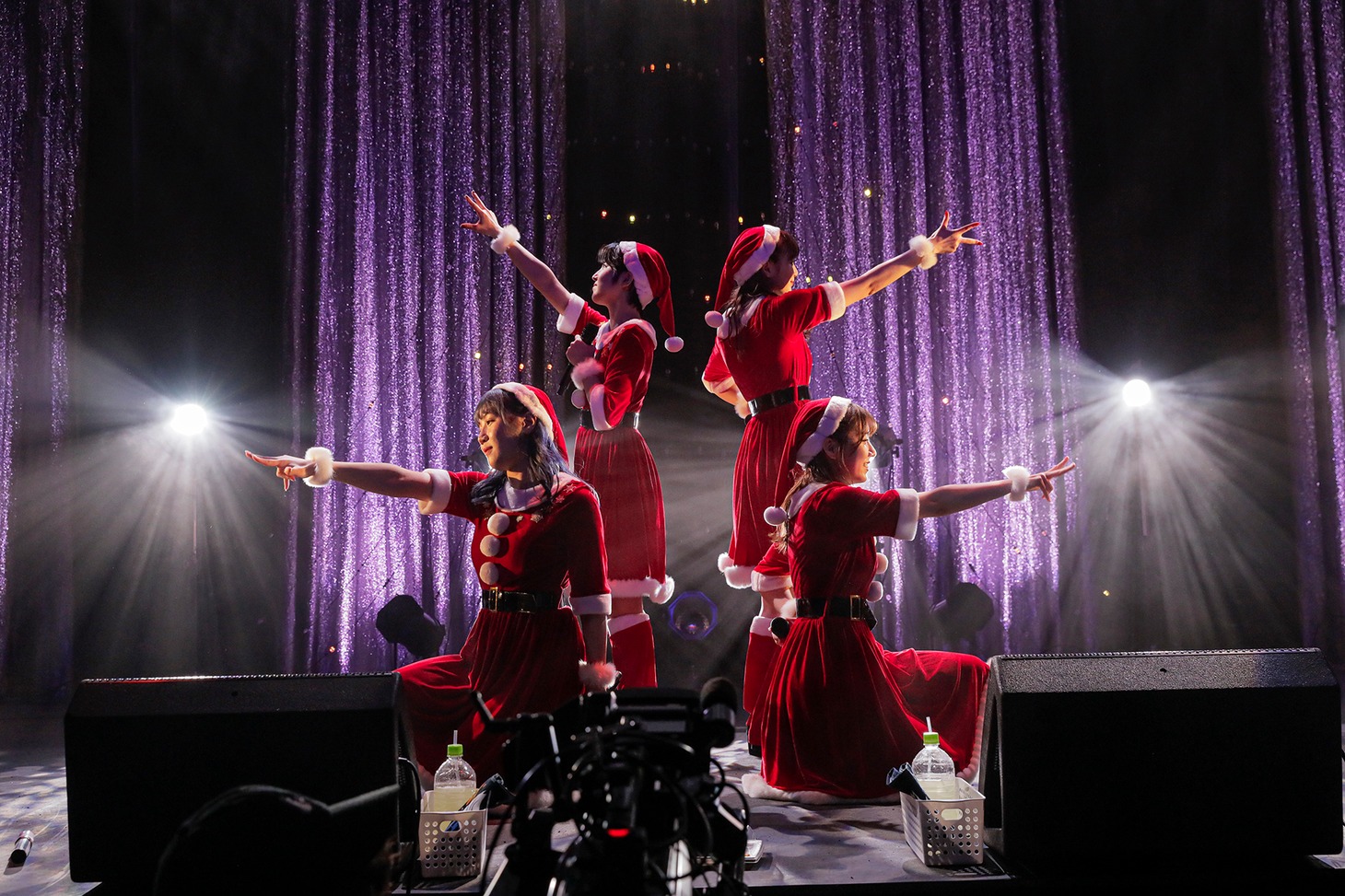 アメフラっシ「Christmas Live 2021」の様子。（撮影：塚田亮平）