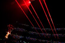 「私立恵比寿中学 大学芸会2021 ～Reboot～」の様子。