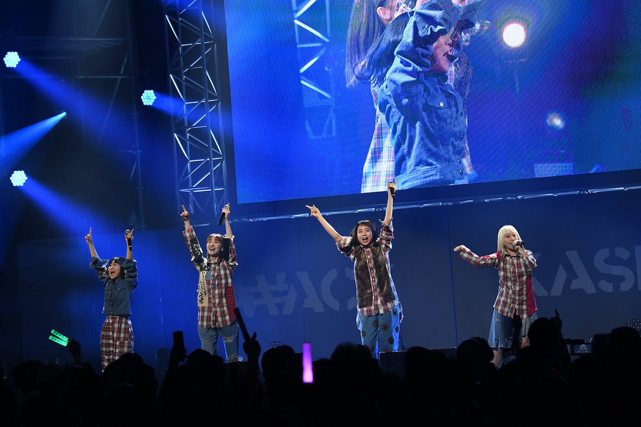 柏木由紀がWACK所属7グループとステージで共演！運命の開票