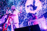 「4s4ki TOUR 2021 “HYPER NEW-PUNK LAND”」の様子。（Photo by Tatsuya Shiraishi）