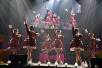 「超ときめき♡宣伝部のどきどきクリスマスパーティー2021～他の女子とは喋らないで～」東京・中野サンプラザホール公演の様子。