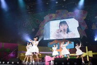 「超ときめき♡宣伝部のどきどきクリスマスパーティー2021～他の女子とは喋らないで～」東京・中野サンプラザホール公演の様子。