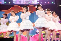 「超ときめき♡宣伝部のどきどきクリスマスパーティー2021～他の女子とは喋らないで～」東京・中野サンプラザホール公演の様子。