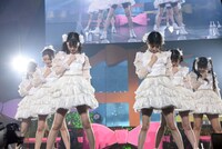 「超ときめき♡宣伝部のどきどきクリスマスパーティー2021～他の女子とは喋らないで～」東京・中野サンプラザホール公演の様子。